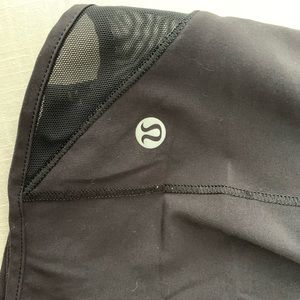 Lululemon Hotty Hot High-Rise Shorts 2.5”